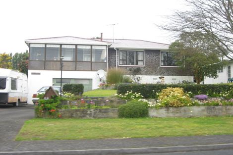 Photo of property in 21 Curtis Street, Okato, 4335