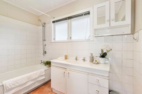 Photo of property in 80 Prospect Terrace, Pukekohe, 2120