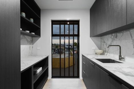 Photo of property in 58a Hinewa Road, Otumoetai, Tauranga, 3110