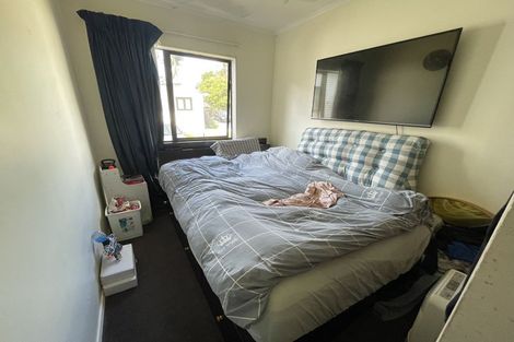 Photo of property in 162 Edmonton Road, Te Atatu South, Auckland, 0610