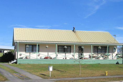 Photo of property in 5a Beatrice Place, Nawton, Hamilton, 3200