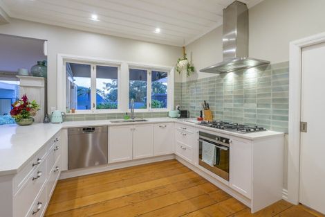 Photo of property in 100 Old Mill Road, Westmere, Auckland, 1022