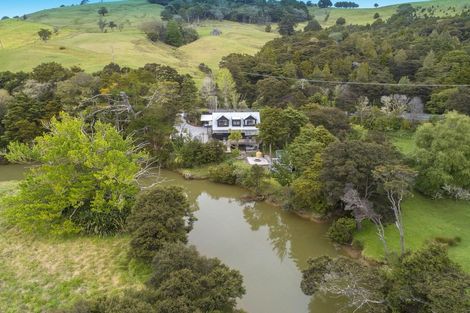 Photo of property in 28 Puhoi Road, Puhoi, Warkworth, 0994
