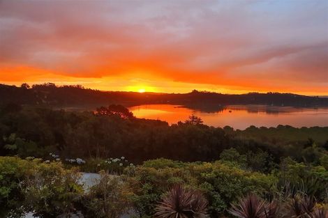 Photo of property in 9 Toi Track, Russell, 0272