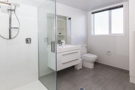 Photo of property in 138 Papanui Road, Merivale, Christchurch, 8014