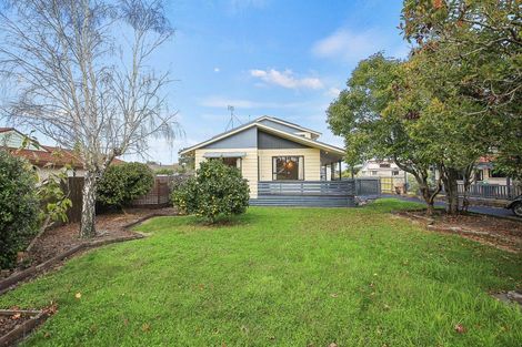 Photo of property in 43 Hayward Road, Ngatea, 3503