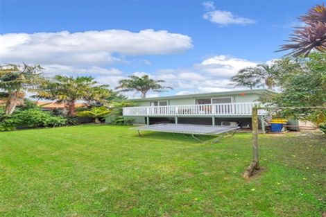 Photo of property in 44a Riserra Drive, Ranui, Auckland, 0612