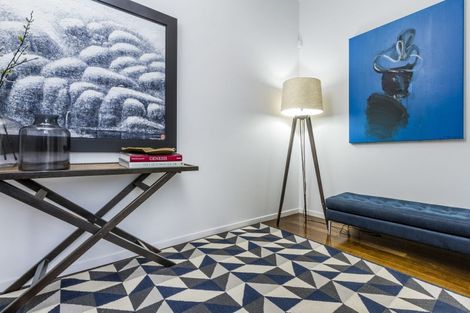 Photo of property in 28 Muritai Road, Milford, Auckland, 0620