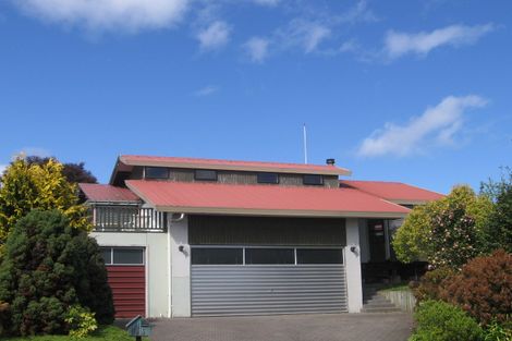 Photo of property in 5 Gladstone Grove, Richmond Heights, Taupo, 3330