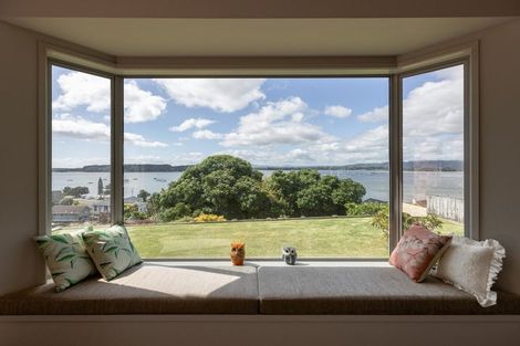 Photo of property in 109 Harbour View Road, Omokoroa, 3114