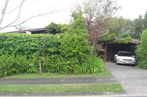 Photo of property in 20 Blue Gum Rise, Sunnyhills, Auckland, 2010