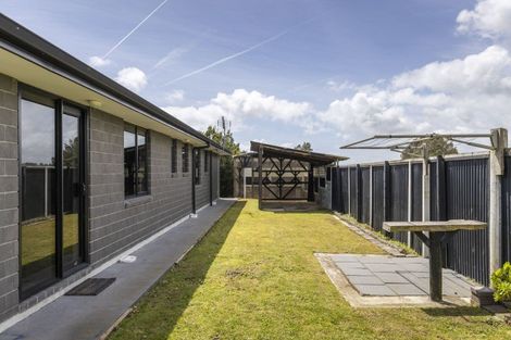 Photo of property in 1402 Devon Road, Brixton, Waitara, 4382