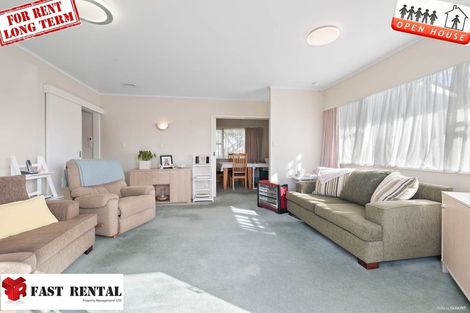 Photo of property in 1/8 Waverley Avenue, Glenfield, Auckland, 0629