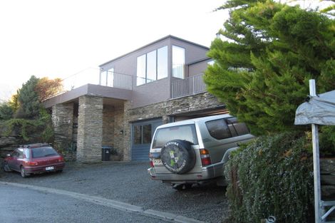 Photo of property in 9 Leeds Lane, Queenstown, 9300