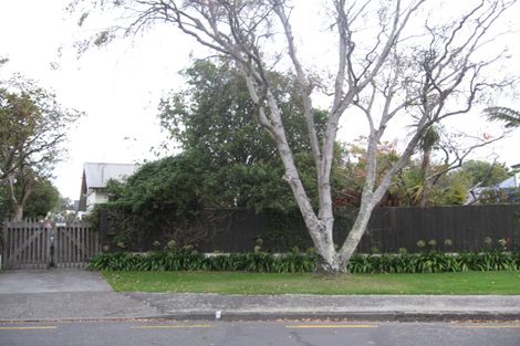 Photo of property in 6 Thornycroft Avenue, Epuni, Lower Hutt, 5011