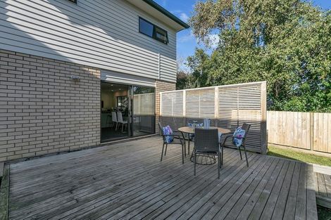 Photo of property in 40a Roberts Road, Glenfield, Auckland, 0629