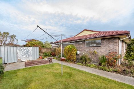 Photo of property in 16 Regent Avenue, Rangiora, 7400