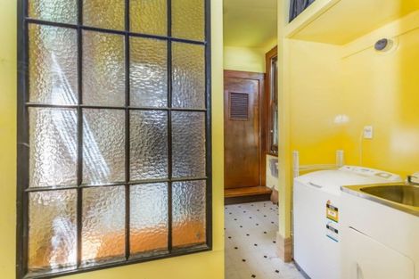 Photo of property in 40 Devon Street, Aro Valley, Wellington, 6021