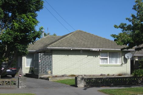 Photo of property in 18 Martbern Crescent, Bishopdale, Christchurch, 8053