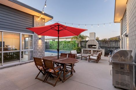 Photo of property in 79 The Boulevard, Papamoa Beach, Papamoa, 3118