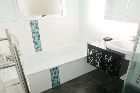 Photo of property in 2/49 Chichester Street, Woolston, Christchurch, 8023