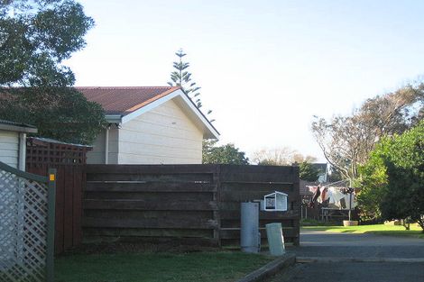 Photo of property in 34 Arnold Grove, Paraparaumu Beach, Paraparaumu, 5032