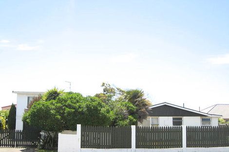 Photo of property in 3 Ballance Street, Waimairi Beach, Christchurch, 8083