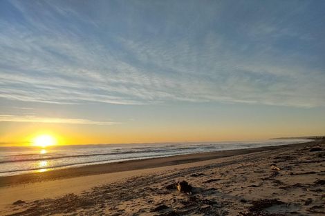 Photo of property in 113 Pukehina Parade, Pukehina, Te Puke, 3189