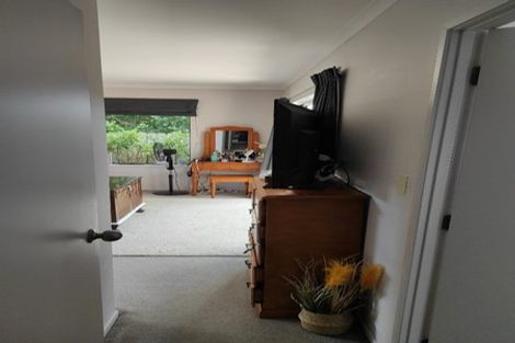 Photo of property in 22 Ranchod Terrace, Pukekohe, 2120