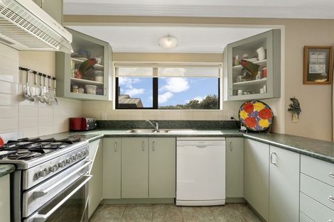 Photo of property in 18 Shera Street, Acacia Bay, Taupo, 3330