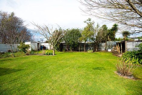 Photo of property in 11 Park Road, Patutahi, Gisborne, 4072