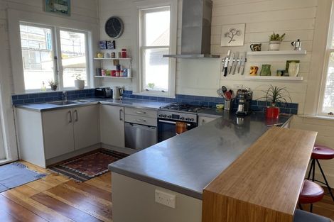 Photo of property in 65 Waipapa Road, Hataitai, Wellington, 6021