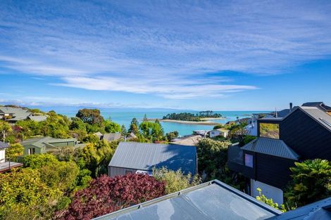 Photo of property in 2 The Cliffs, Britannia Heights, Nelson, 7010