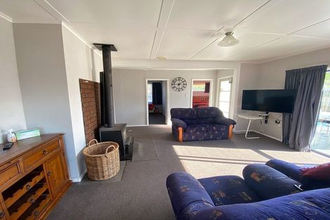 Photo of property in 18 Carlson Street, Dannevirke, 4930