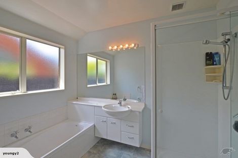 Photo of property in 21 Sutton Place, Dallington, Christchurch, 8061