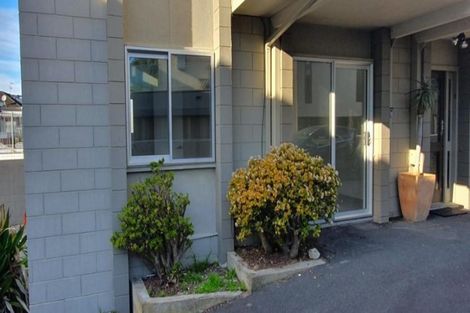 Photo of property in 4/21 The Mall, Mount Maunganui, 3116