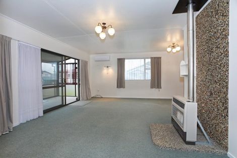 Photo of property in 1/10 Oxford Street, Marton, 4710