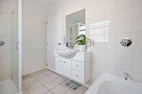 Photo of property in 25b Springfield Road, St Albans, Christchurch, 8014