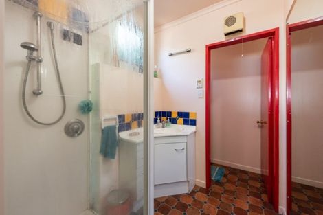 Photo of property in 31 Winchester Street, Kaiwharawhara, Wellington, 6035