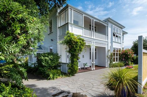 Photo of property in 14 Elizabeth Road, Bluff Hill, Napier, 4110