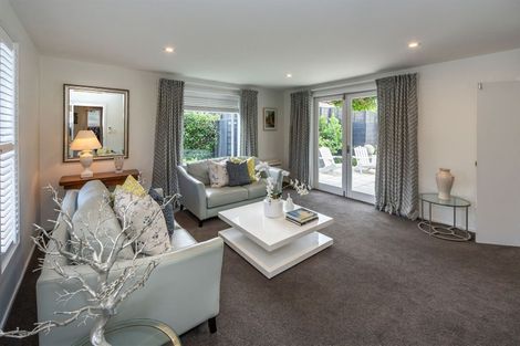 Photo of property in 2/34 Aikmans Road, Merivale, Christchurch, 8014