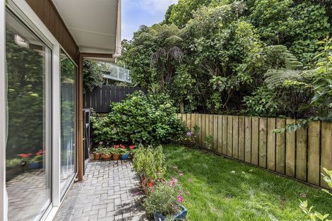 Photo of property in 13c Peterhouse Street, Tawa, Wellington, 5028