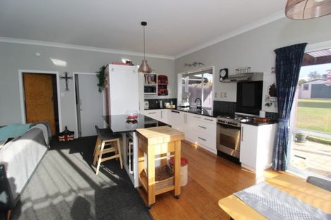 Photo of property in 10 Studholme Street, Waimate, 7924