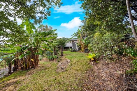 Photo of property in 266 Kempthorne Road, Russell, 0272