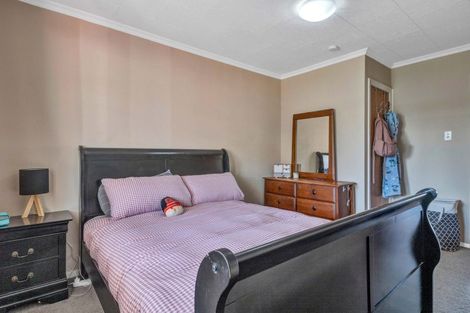 Photo of property in 12 Craig Street, Stratford, 4332