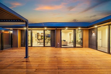 Photo of property in 17 Cynisca Crescent, Wallaceville, Upper Hutt, 5018