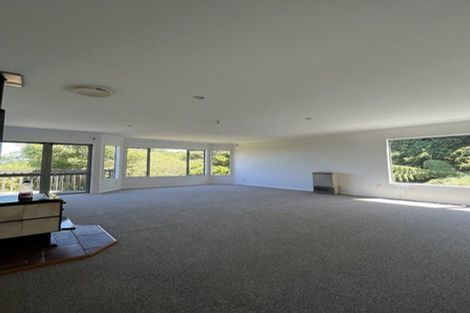 Photo of property in 14 Pekanga Road, Normandale, Lower Hutt, 5010