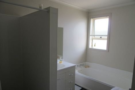 Photo of property in 5 Herbert Street, Waimate, 7924