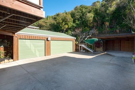 Photo of property in 18 Matakatia Parade, Matakatia, Whangaparaoa, 0930