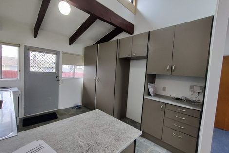 Photo of property in 2/3366 Great North Road, Glen Eden, Auckland, 0602
